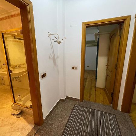 Heliopolis Modern 2Bdr Apartment القاهرة المظهر الخارجي الصورة